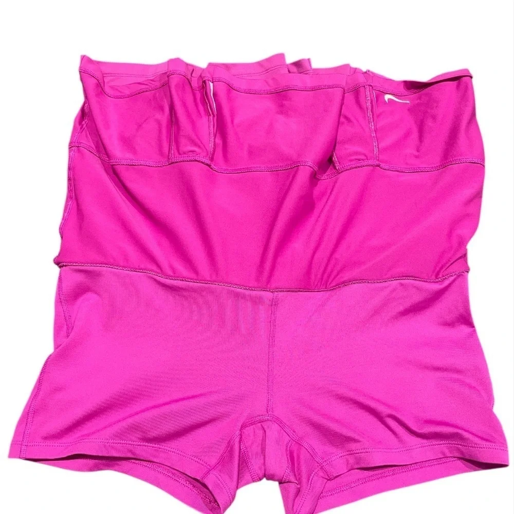 Nike Dri-fit Power Pleat Tennis Skirt Fuchsia Womens 87% poly 13% spandex EUC L